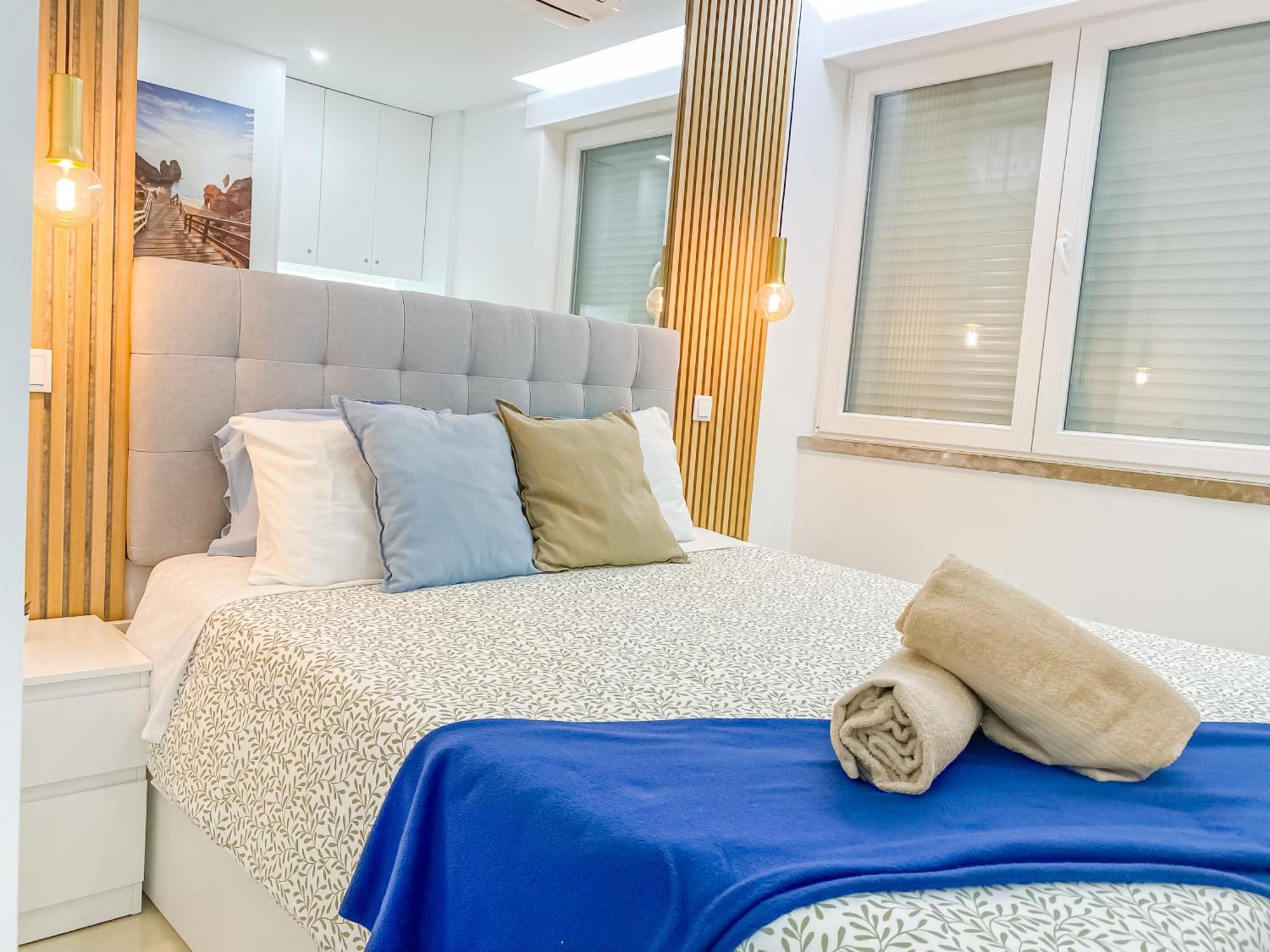 Luxury 2 Min Beach With Balcony, Ocean View, Wifi, Ac, Smarttv Portimao Ngoại thất bức ảnh