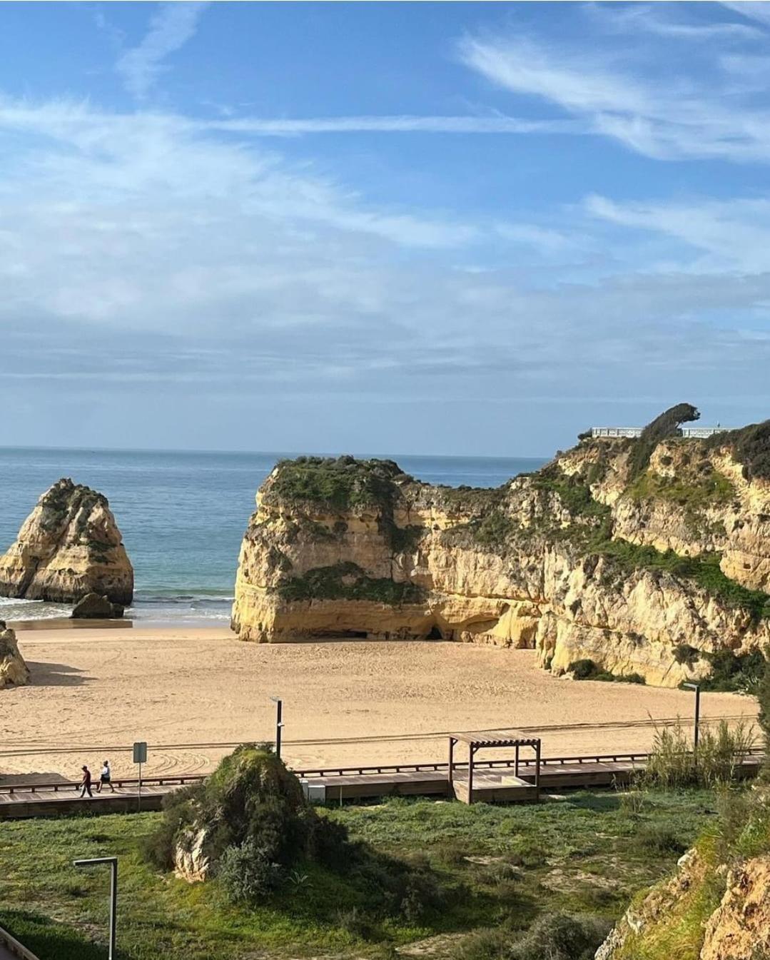 Luxury 2 Min Beach With Balcony, Ocean View, Wifi, Ac, Smarttv Portimao Ngoại thất bức ảnh