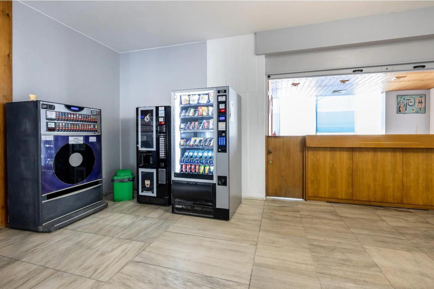 Luxury 2 Min Beach With Balcony, Ocean View, Wifi, Ac, Smarttv Portimao Ngoại thất bức ảnh