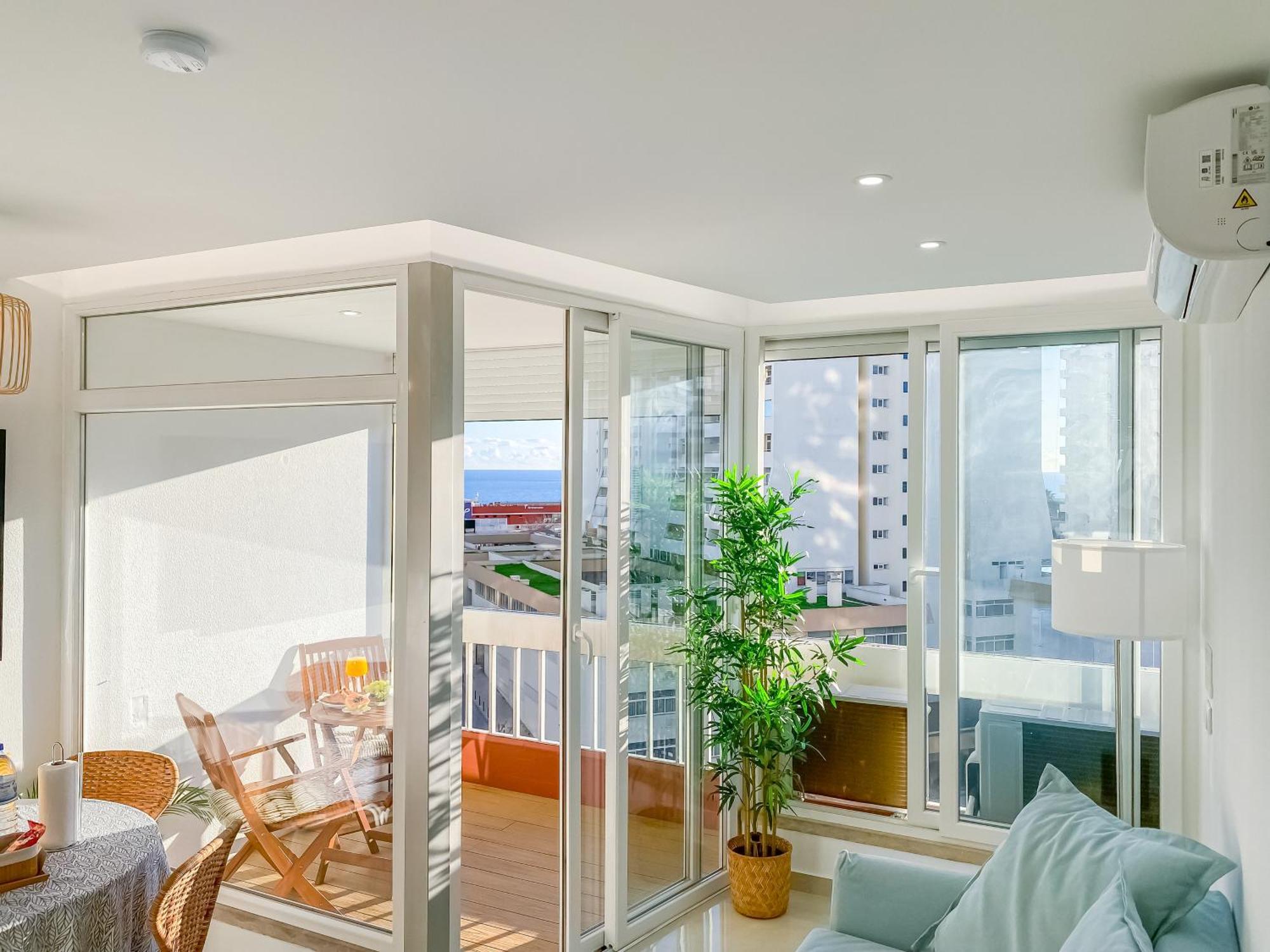 Luxury 2 Min Beach With Balcony, Ocean View, Wifi, Ac, Smarttv Portimao Ngoại thất bức ảnh